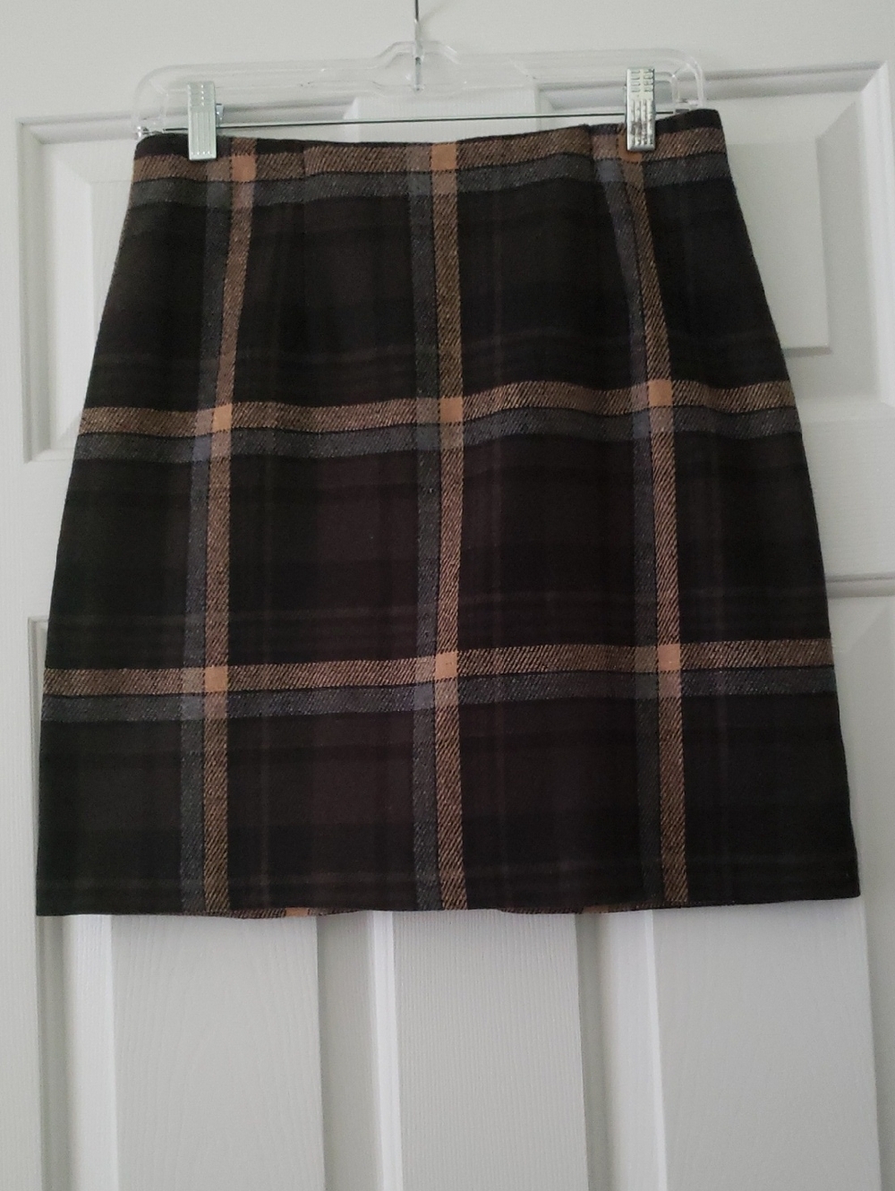Classic Plaid Wool Blend Mini Skirt - Brown & Black